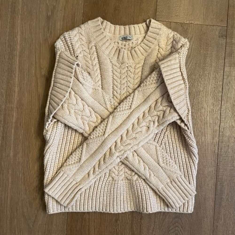 Chic Jamison myles Cable Women's Oatmeal Pullover Sweater (Size S) - Picture 6 of 11